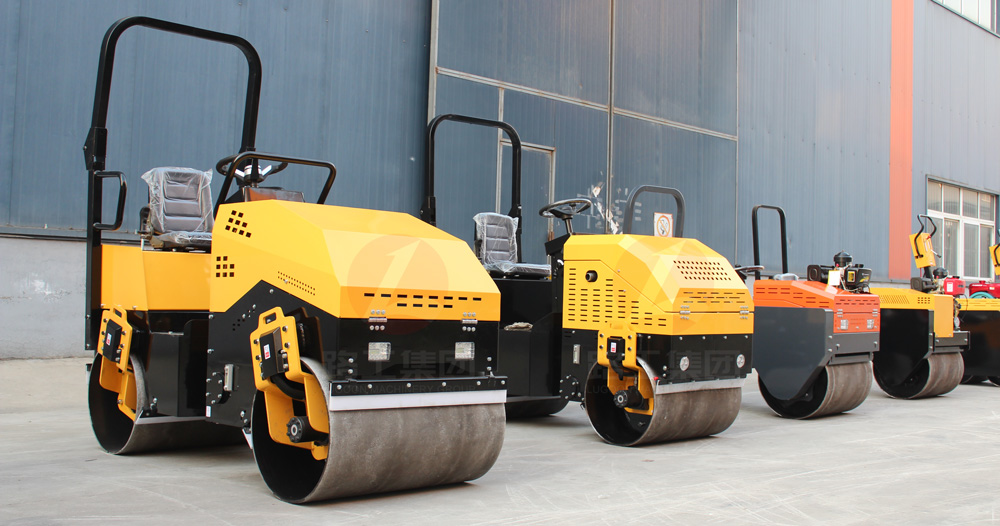 小型壓路機(jī) 小型壓路機(jī)